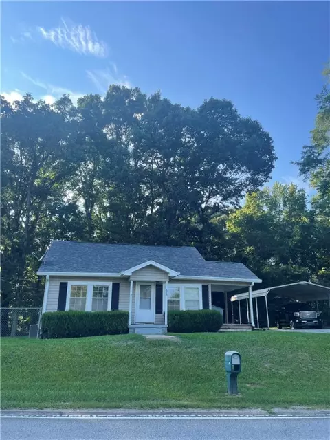 625 Hayes Rd, Starr, SC 29684