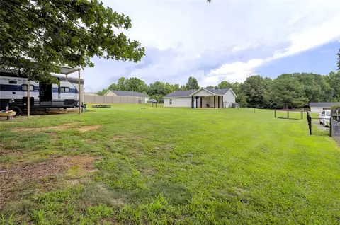 114 Bragg Dr, Williamston, SC 29697 photo 37