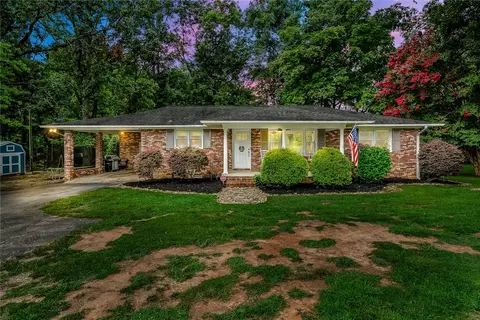 518 Docheno Rd, Belton, SC 29627