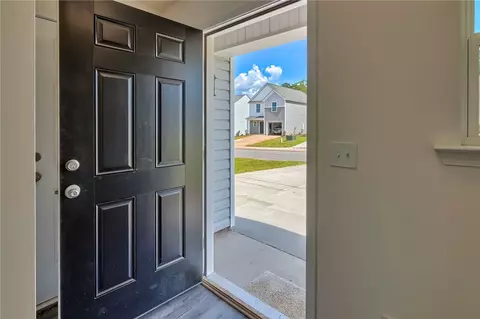 1012 Fairfield Dr, Seneca, SC 29678 photo 3