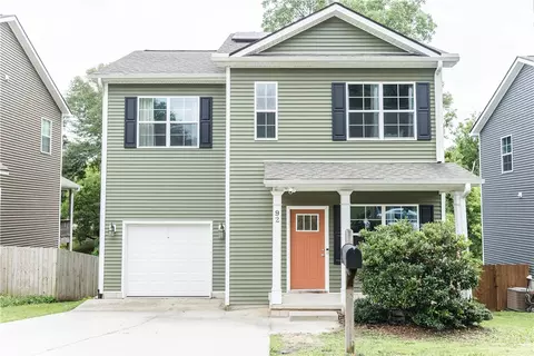 92 E Church St, Greer, SC 29651