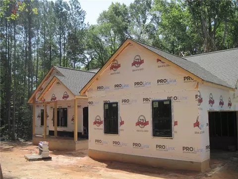 277 Paradise Vista Dr, Williamston, SC 29697