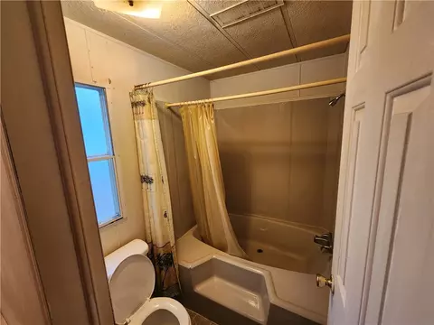 107 N Jamestowne Dr, Easley, SC 29640 photo 7