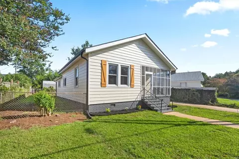 2713 E Powell St, Seneca, SC 29678 photo 4