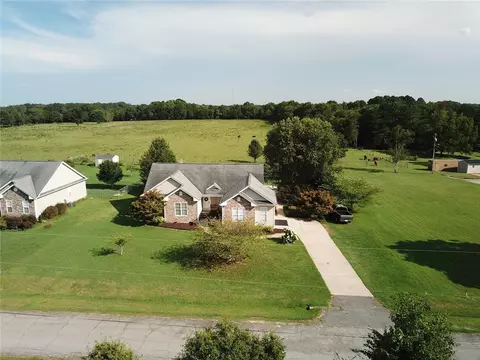 425 Johnson Rd, Pelzer, SC 29669 photo 40