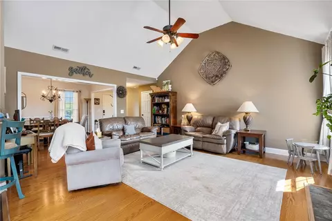 425 Johnson Rd, Pelzer, SC 29669 photo 12