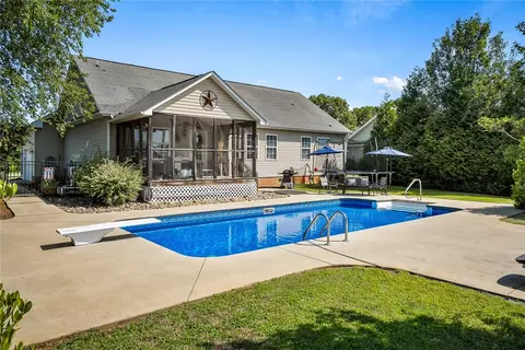 425 Johnson Rd, Pelzer, SC 29669 photo 32