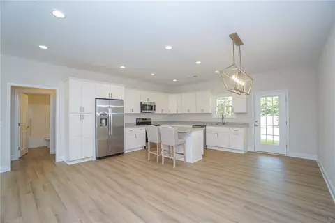 211 Valley Creek Dr, Walhalla, SC 29691 photo 6