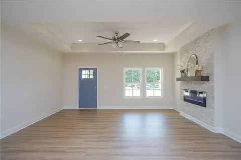 211 Valley Creek Dr, Walhalla, SC 29691 photo 9