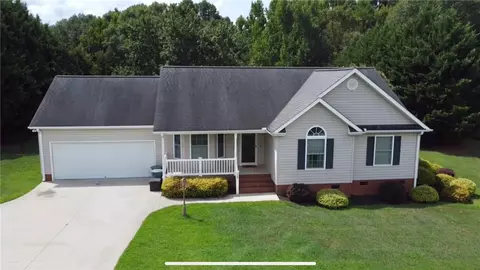 105 Toliver Ln, Anderson, SC 29626
