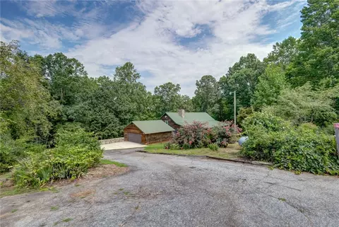 136 Hampton Rd, Easley, SC 29640 photo 32