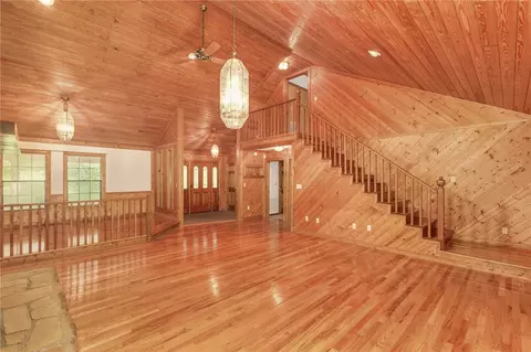 136 Hampton Rd, Easley, SC 29640 photo 4