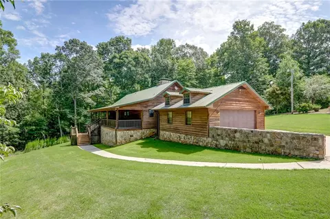 136 Hampton Rd, Easley, SC 29640