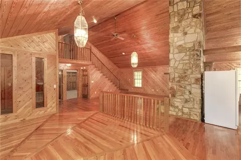 136 Hampton Rd, Easley, SC 29640 photo 7