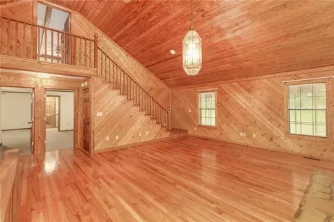 136 Hampton Rd, Easley, SC 29640 photo 5