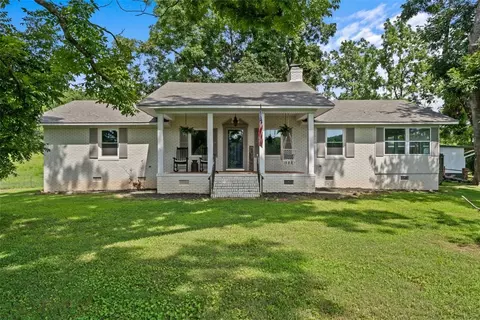 124 Porter Rd, Pickens, SC 29671