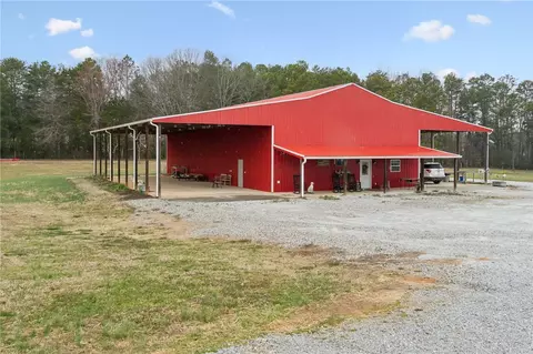 1616 Red Barn Rd, Liberty, SC 29657