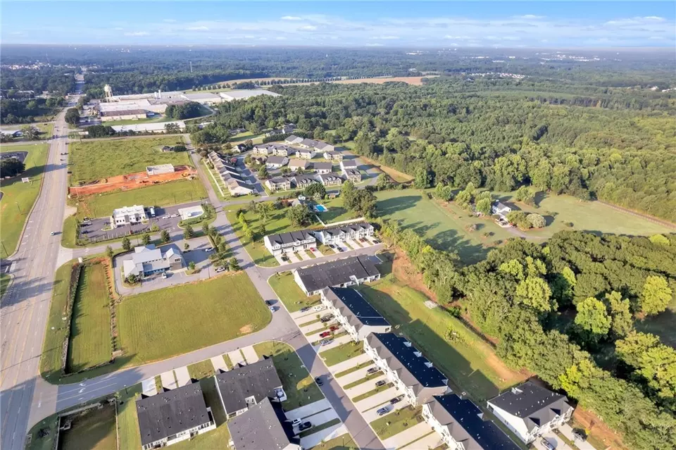  312 Jacket Ln, Anderson, SC 29621 photo 30