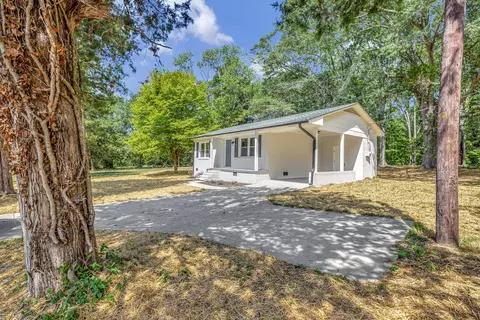 433 Hayes Rd, Starr, SC 29684 photo 3