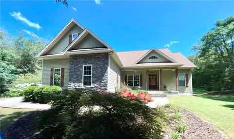 407 Calm Oak Dr, Seneca, SC 29678