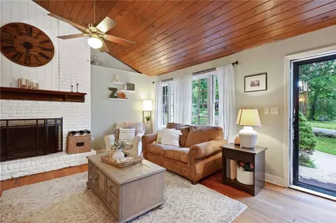 212 Grace Ave, Easley, SC 29640 photo 6