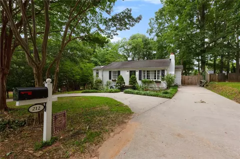 212 Grace Ave, Easley, SC 29640 photo 2