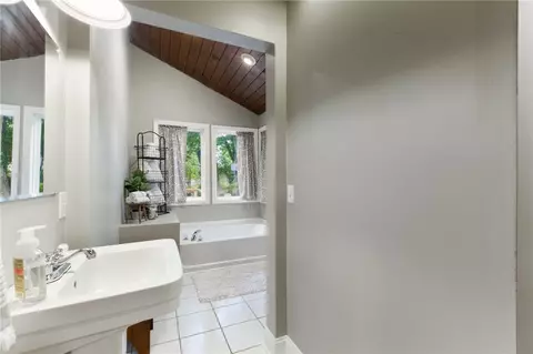 212 Grace Ave, Easley, SC 29640 photo 17