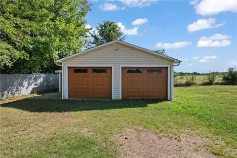 1355 Simms School Rd, Central, SC 29630 photo 4
