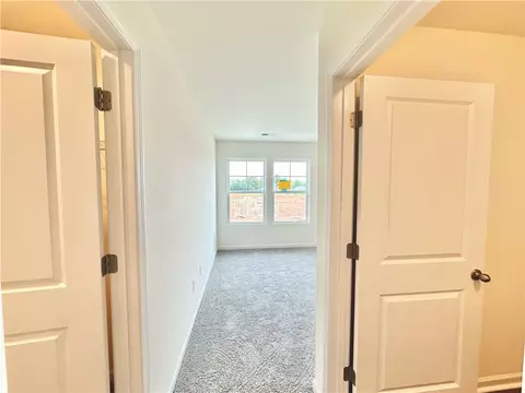 Entry Way - 476 Seaborn Cir, Pendleton, SC 29670 photo 4 of 5