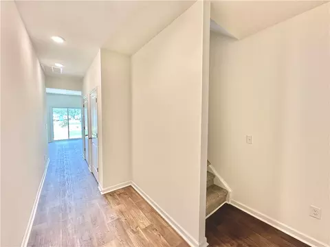Entry Way - 476 Seaborn Cir, Pendleton, SC 29670 photo 1 of 5