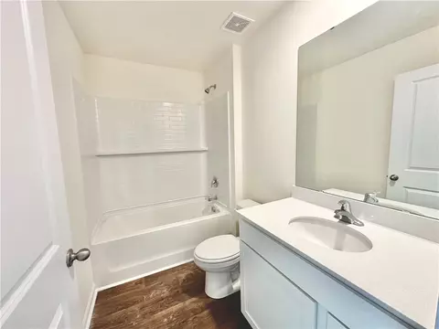 Bath - 476 Seaborn Cir, Pendleton, SC 29670 photo 3 of 3