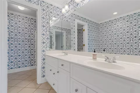 Bath - 148 Riverpoint Dr, Clemson, SC 29631 photo 1 of 2