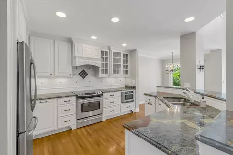 Kitchen - 148 Riverpoint Dr, Clemson, SC 29631 photo 1 of 2