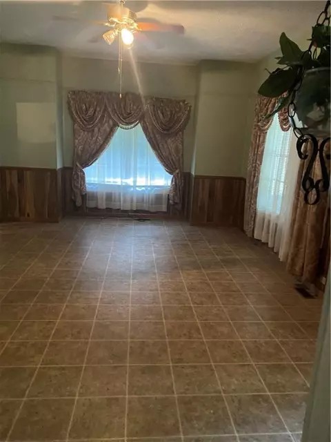6 Georgia St, Honea Path, SC 29654 photo 8