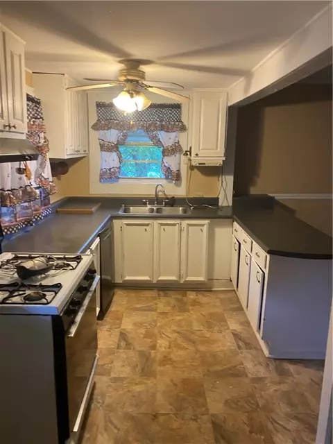 6 Georgia St, Honea Path, SC 29654 photo 3
