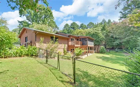 3166 Ridge Rd, Hartwell, GA 30643
