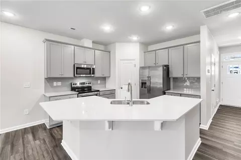 295 E Compass Way, Easley, SC 29640 photo 8