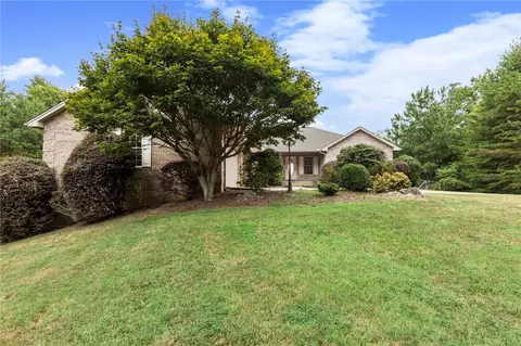 251 Woodall Mountain Rd, Pickens, SC 29671