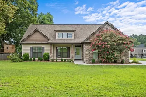101 Scottlyn Ct, Piedmont, SC 29673
