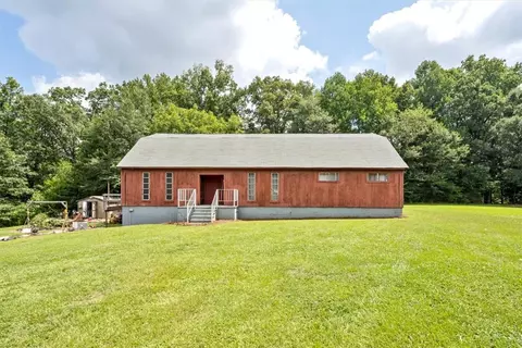 141 Agnes Dr, Duncan, SC 29334