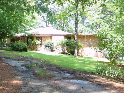 1405 Shirley Dr, Anderson, SC 29621