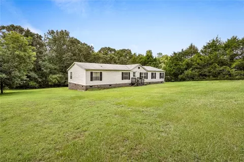 1134 Wilton E Hall Rd, Starr, SC 29684 photo 2