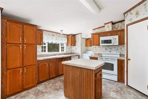1134 Wilton E Hall Rd, Starr, SC 29684 photo 8