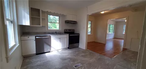 1000 Cherry St, Pendleton, SC 29670 photo 8
