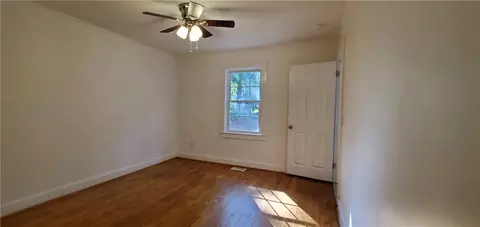 1000 Cherry St, Pendleton, SC 29670 photo 12