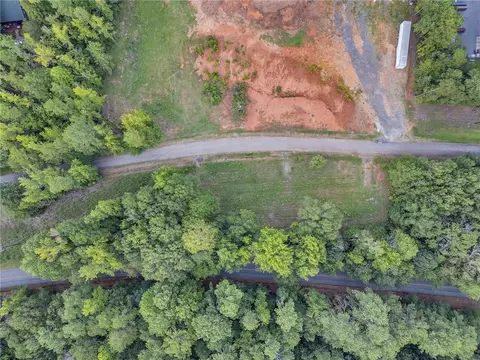 Blue Bird Lane, Anderson, SC 29621