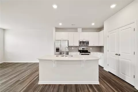 298 E Compass Way, Easley, SC 29640 photo 5
