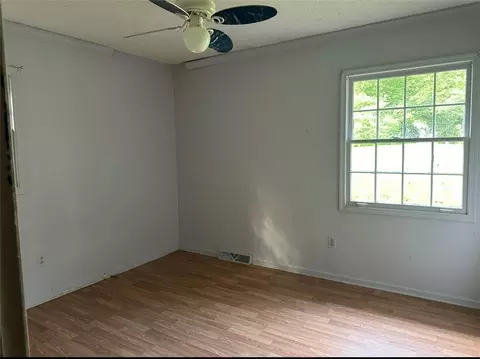 Bedroom - 128 Wills Ct, Central, SC 29630 photo 4 of 4