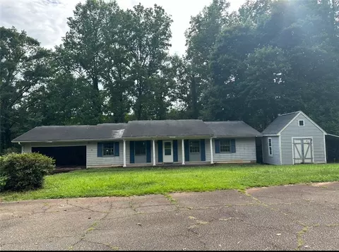 128 Wills Ct, Central, SC 29630