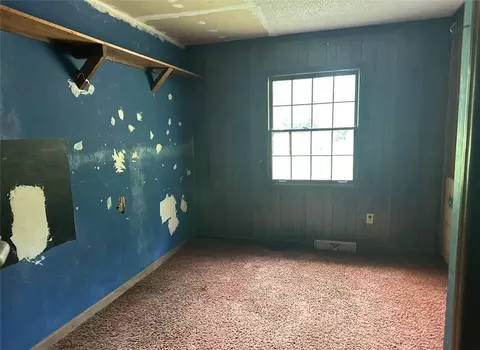Bedroom - 128 Wills Ct, Central, SC 29630 photo 2 of 4